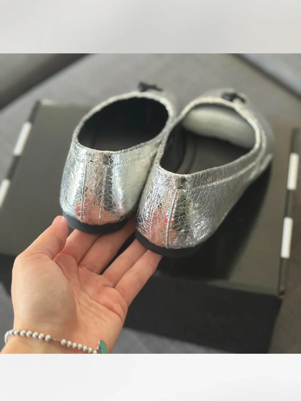 Metallic Silver Women's Split-Toe Ballet Flats Tabi